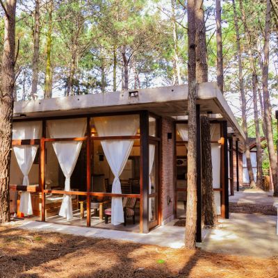 CABAÑAS ABRIL